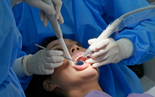 Snag Tooth Treatment​