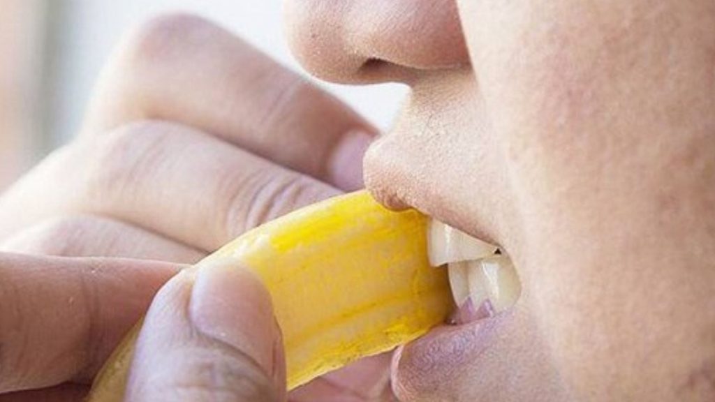 Does Banana Peel Teeth Whitening Work